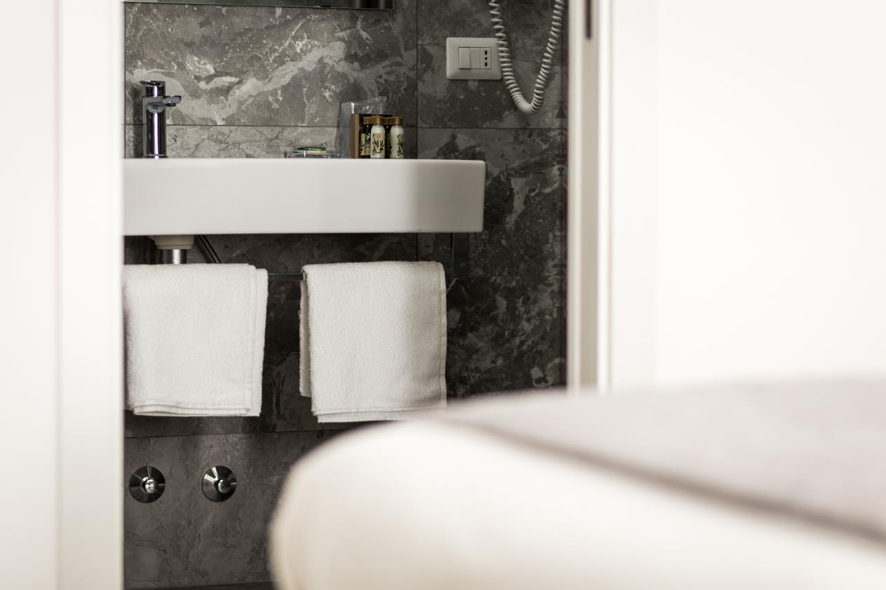Hotel Vinci House Rzym Zewnętrze zdjęcie